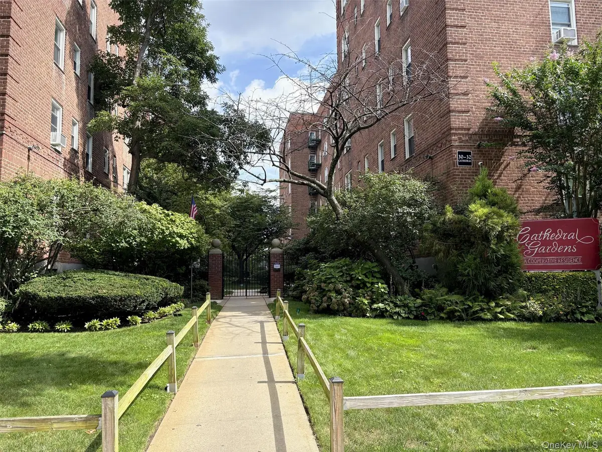 30 Catheral Avenue #4A, Hempstead, NY 11550 - #1