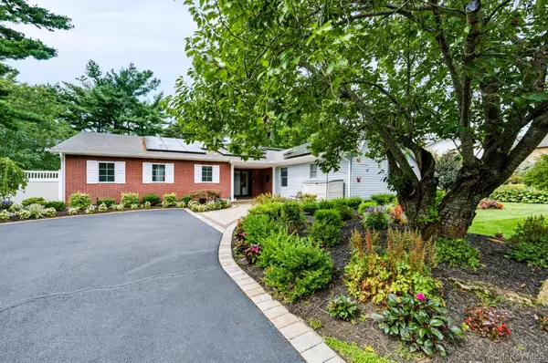 281 Town Line Road, East Northport, NY 11731