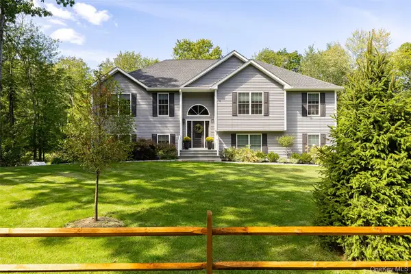 327 Commons Road, Germantown, NY 12526