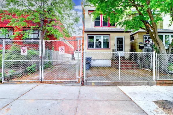 69-15 69th Place, Glendale, NY 11385