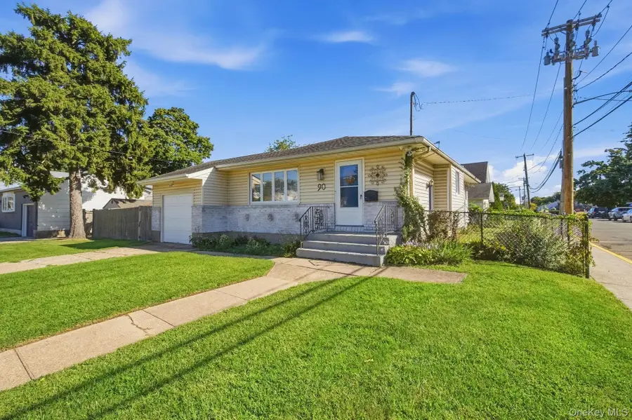 90 Conklin Street, Farmingdale, NY 11735 - #2