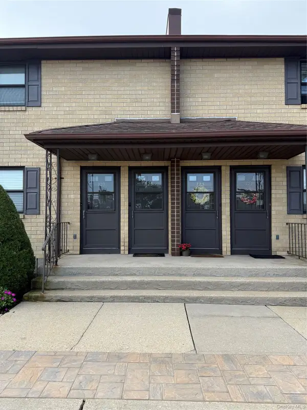 723 Wantagh Avenue, Wantagh, NY 11793