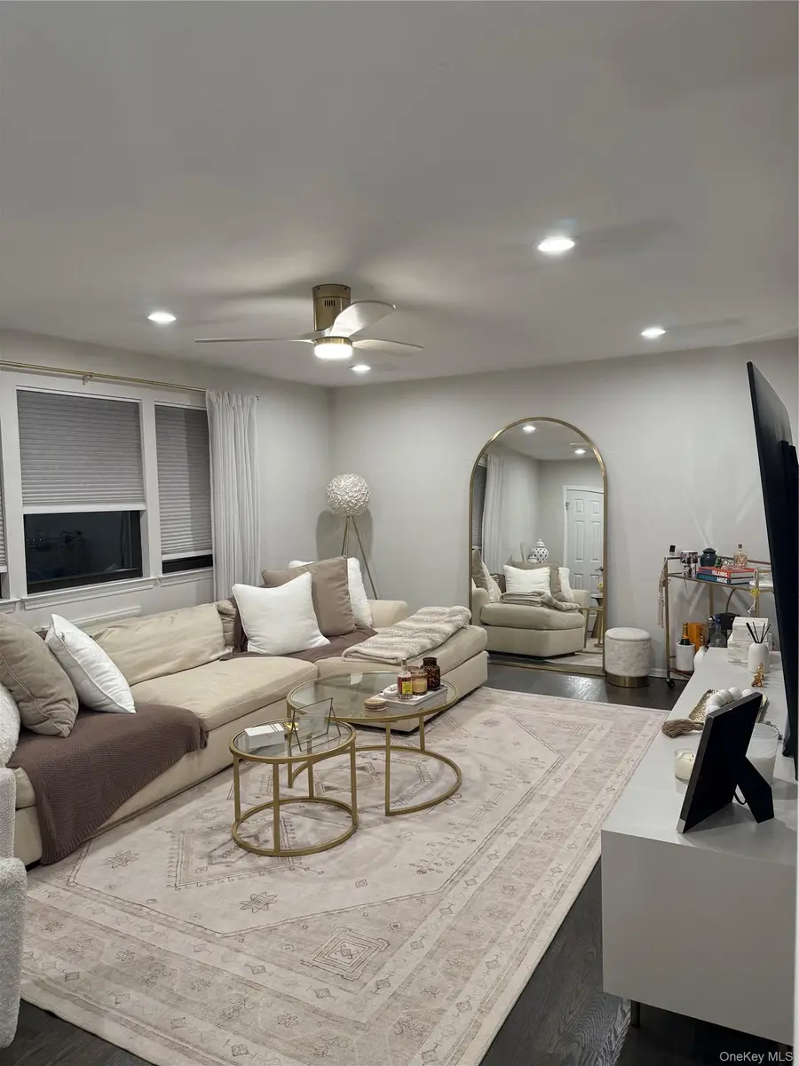 723 Wantagh Avenue, Wantagh, NY 11793 - #2