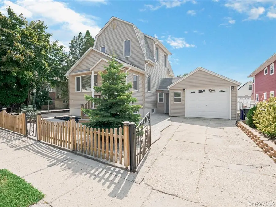 66 Fairmount Street, Valley Stream, NY 11580 - #3