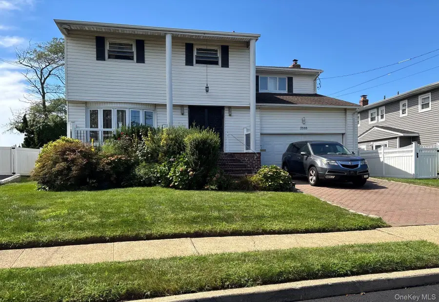 3588 Bertha Drive, Baldwin, NY 11510 - #3