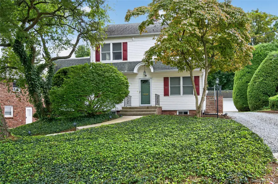 432 W Main Street, Huntington, NY 11743 - #2