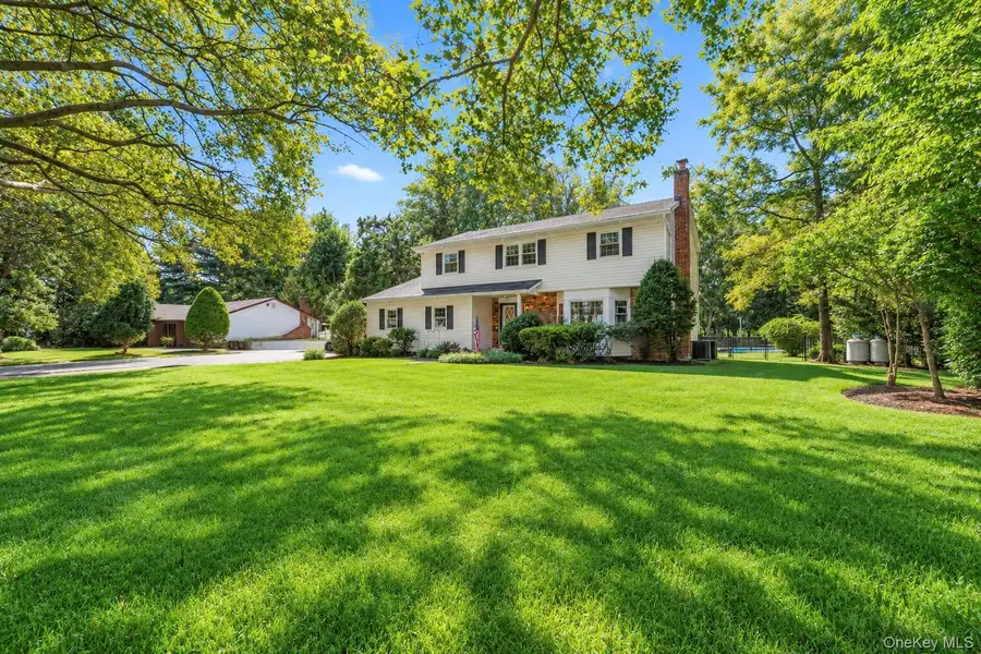 284 Marlin Street, Dix Hills, NY 11746 - #3