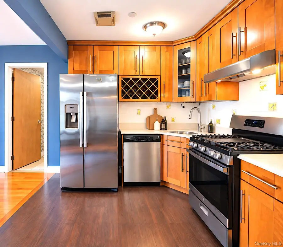 311 Saint Nicholas Avenue #3H, Ridgewood, NY 11385 - #3