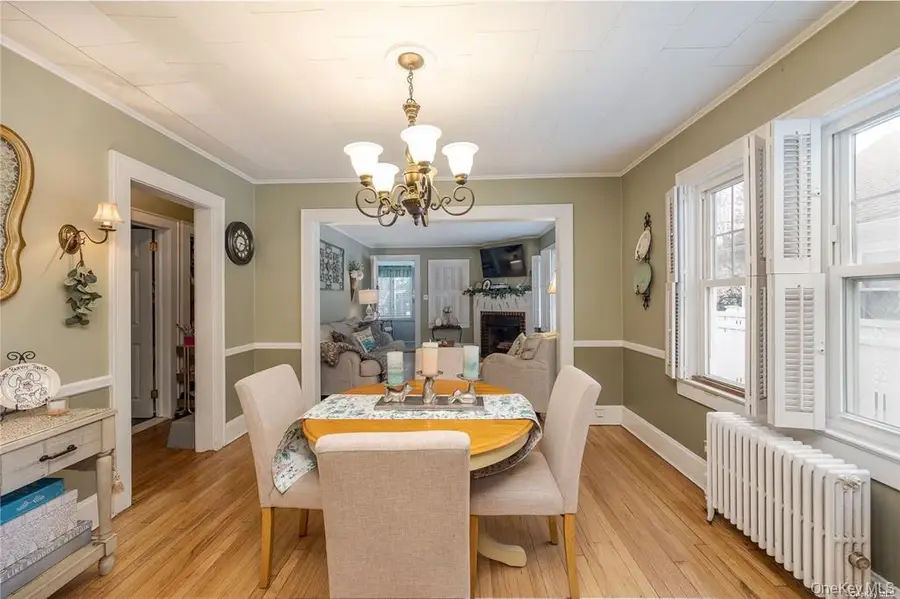 18 Yale Place, Lynbrook, NY 11563 - #2