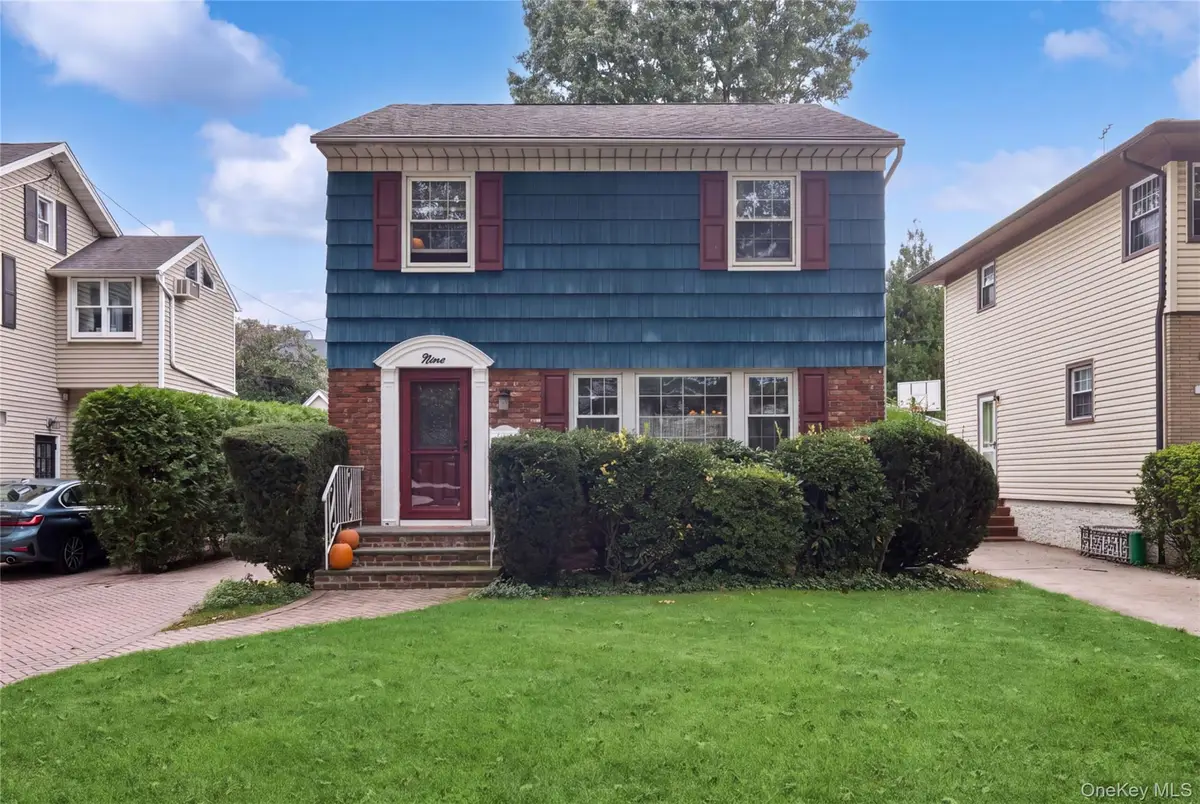 9 Monroe Street, Garden City, NY 11530 - #1