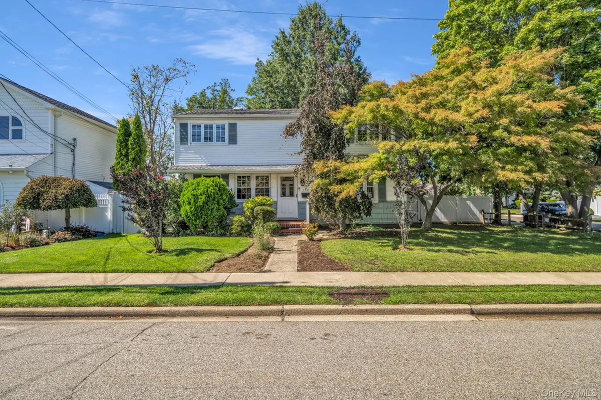 170 Park Lane, Massapequa, NY 11758 - #1