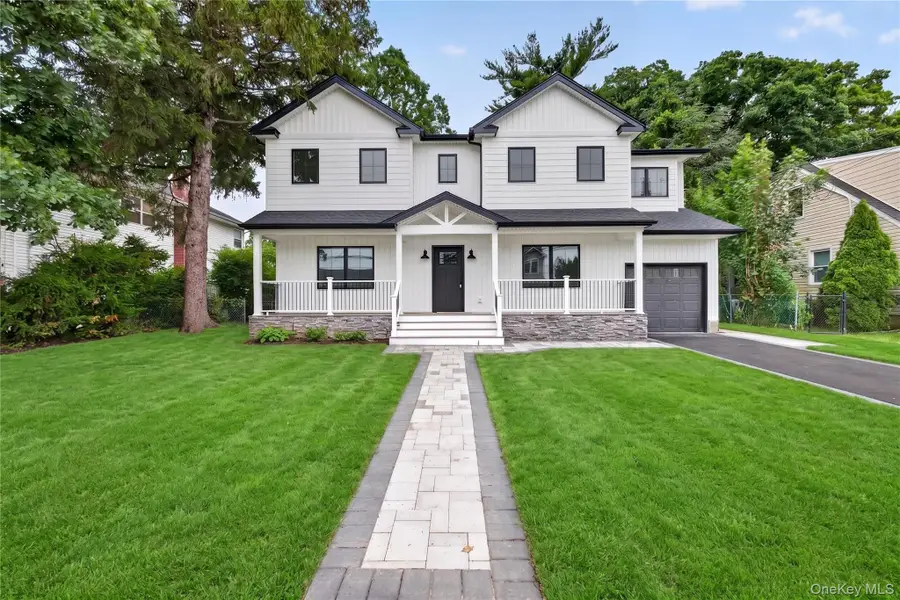 238 N Oak Street, Massapequa, NY 11758 - #2