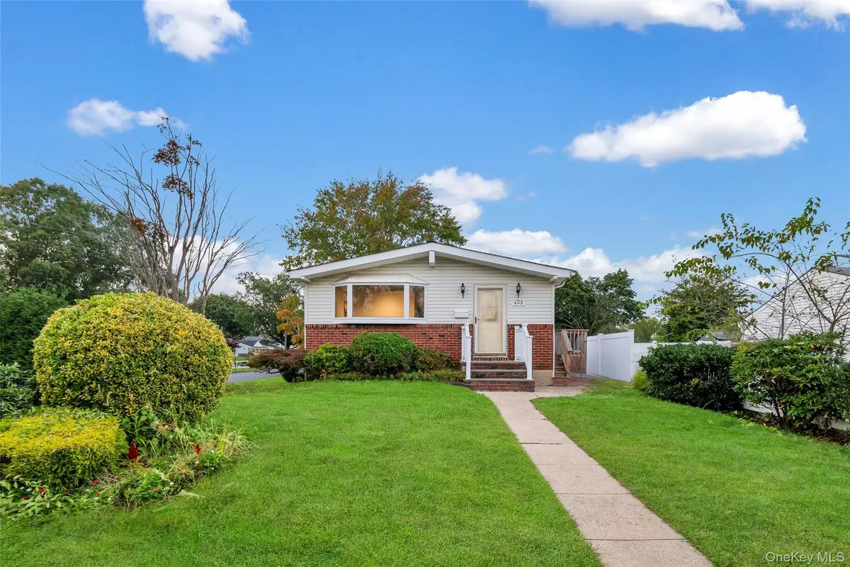 423 Westview Avenue, Deer Park, NY 11729 - #1