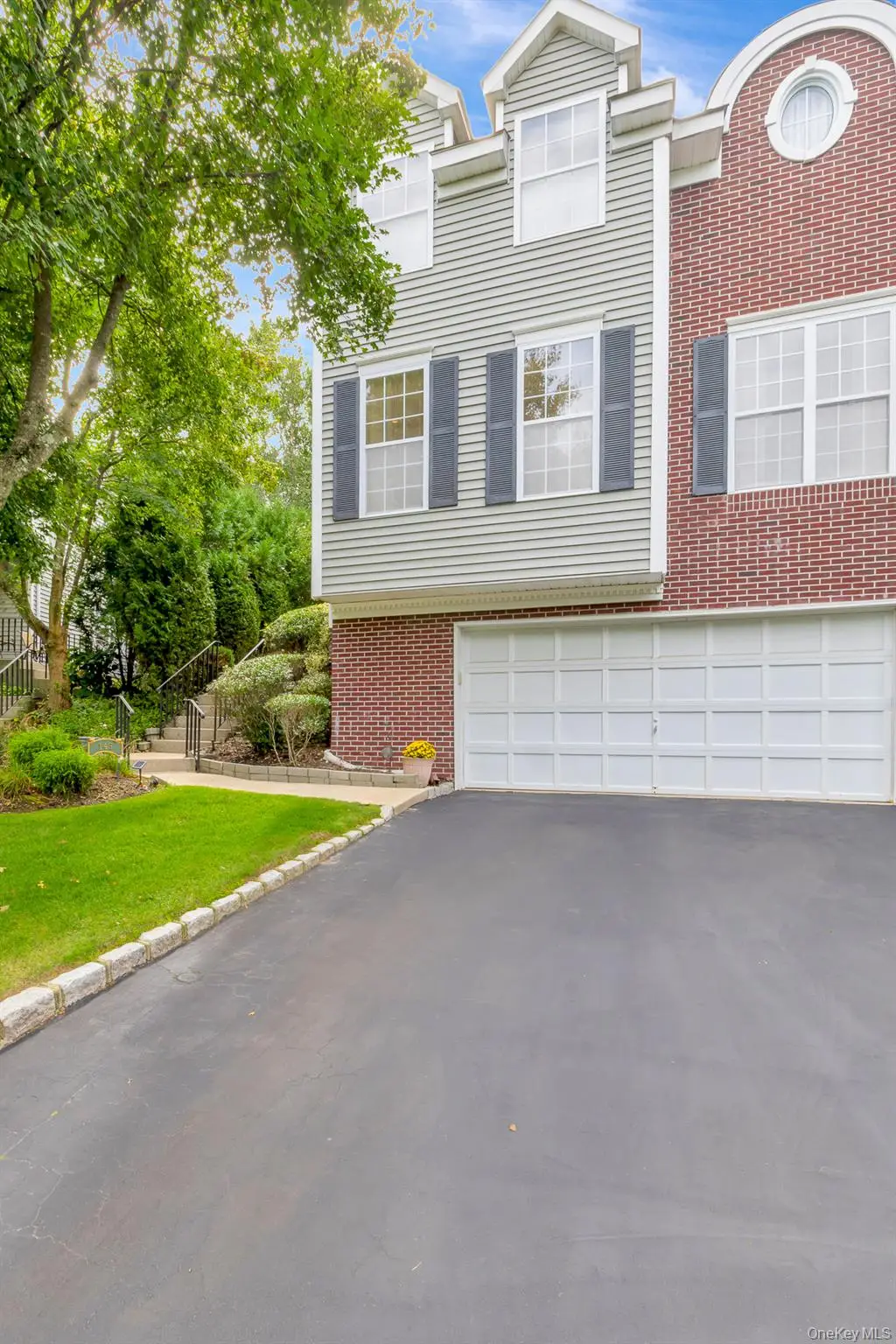 143 Paddington Circle, Smithtown, NY 11787 - #1