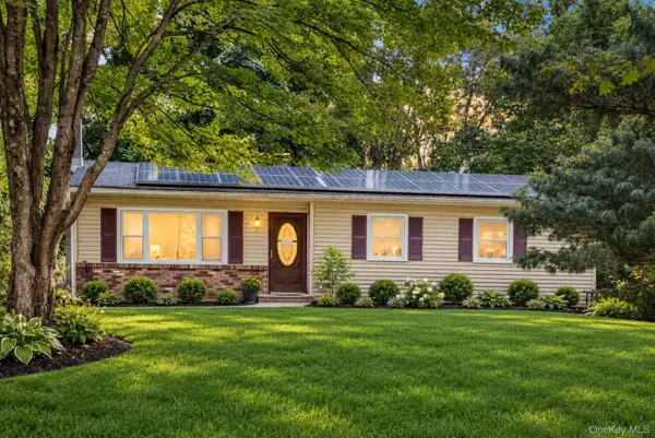 21 Elizabeth Drive, Hopewell Junction, NY 12533