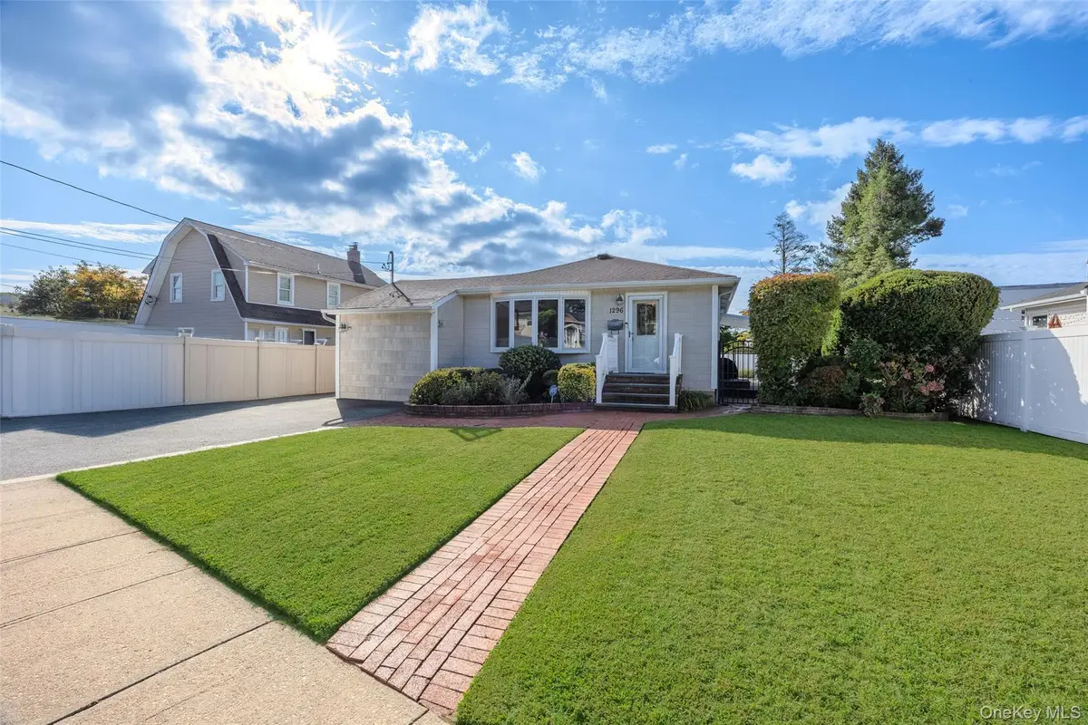 1296 Leslie Lane, Bellmore, NY 11710 - #1