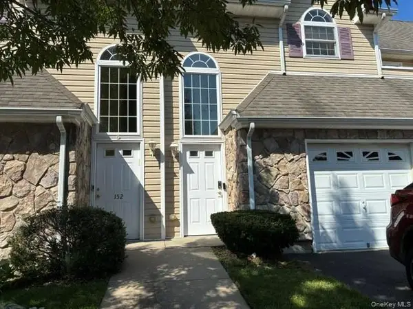 154 Christine Drive, Dix Hills, NY 11746