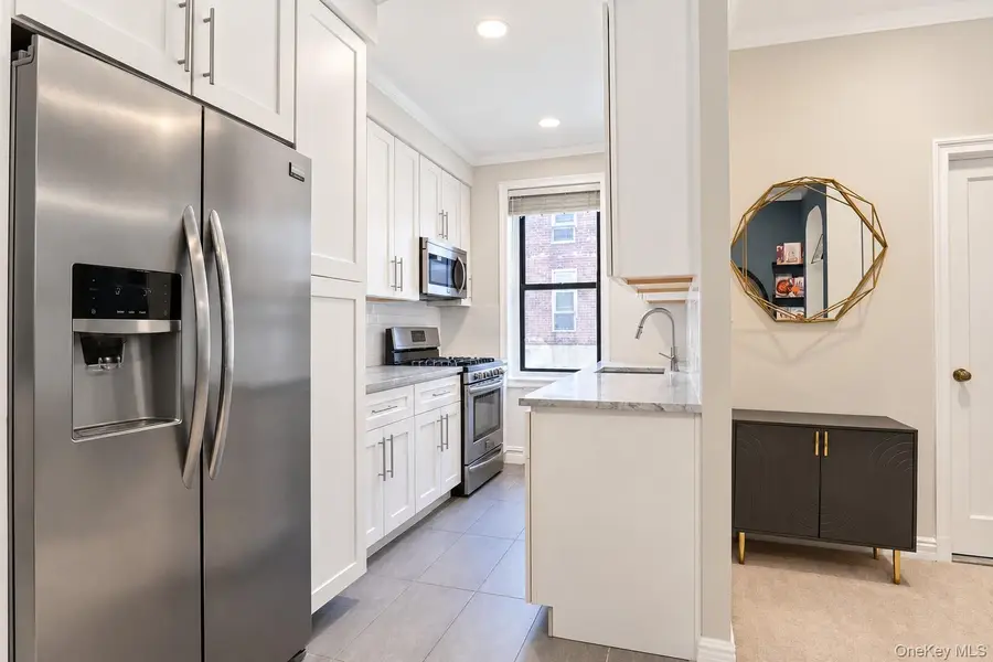 21 Barstow Road #2D, Great Neck, NY 11021 - #3