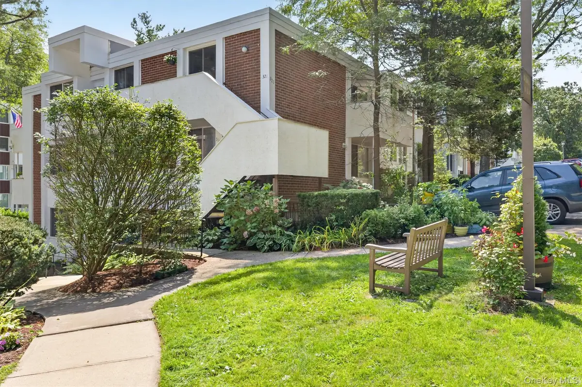 311 Tallwood Drive #311, Hartsdale, NY 10530 - #1