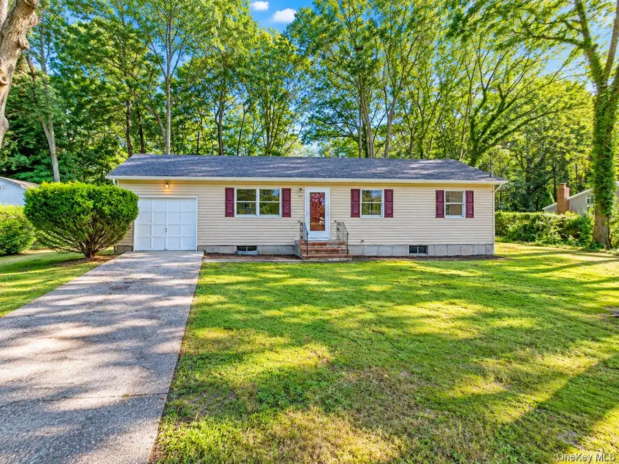 50 Fanning Boulevard, Riverhead, NY 11901 - #3