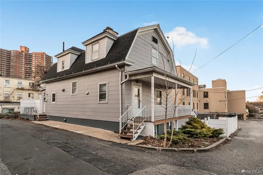 451 W 258th Street, Bronx, NY 10471 - #2