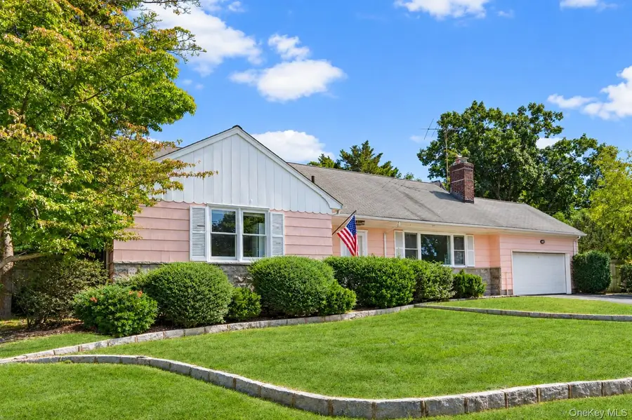 25 Manger Circle, Pelham, NY 10803 - #2