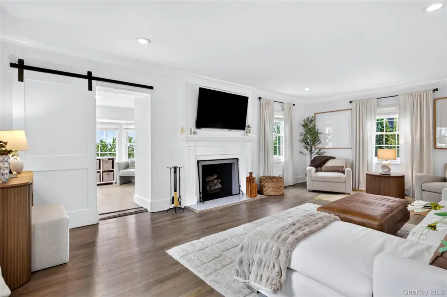 11 Cedar Place, Garden City, NY 11530 - #3