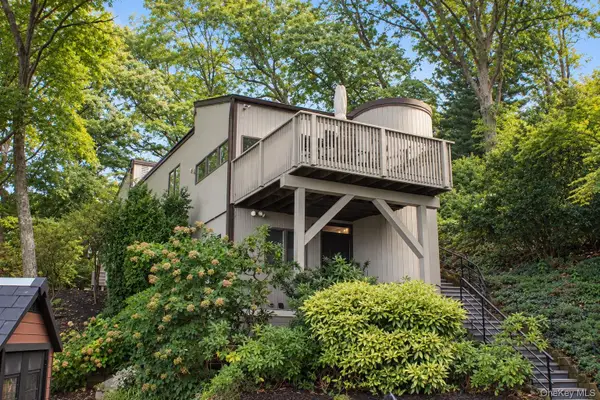 732 Sound View Road, Mill Neck, NY 11771