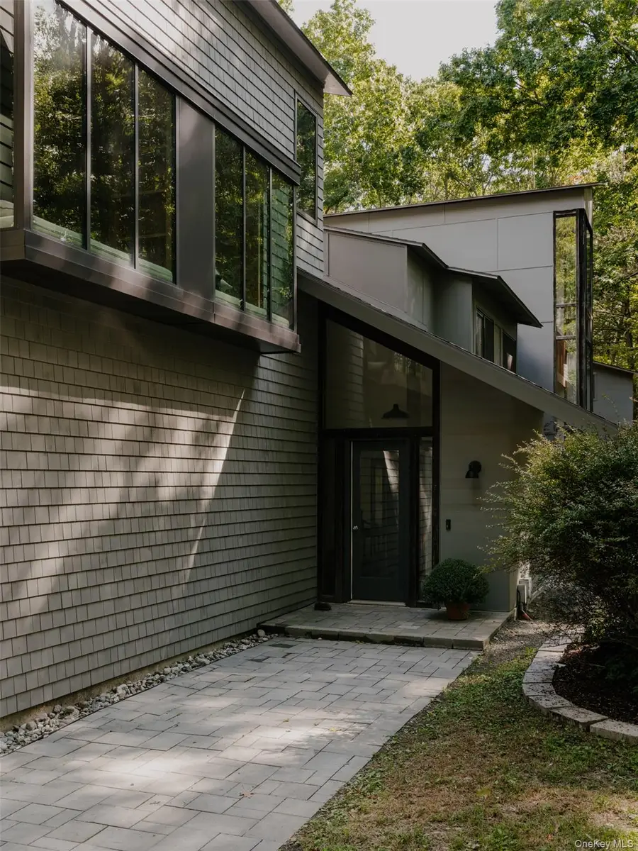 25 Willow Glen Road, Red Hook, NY 12571 - #3