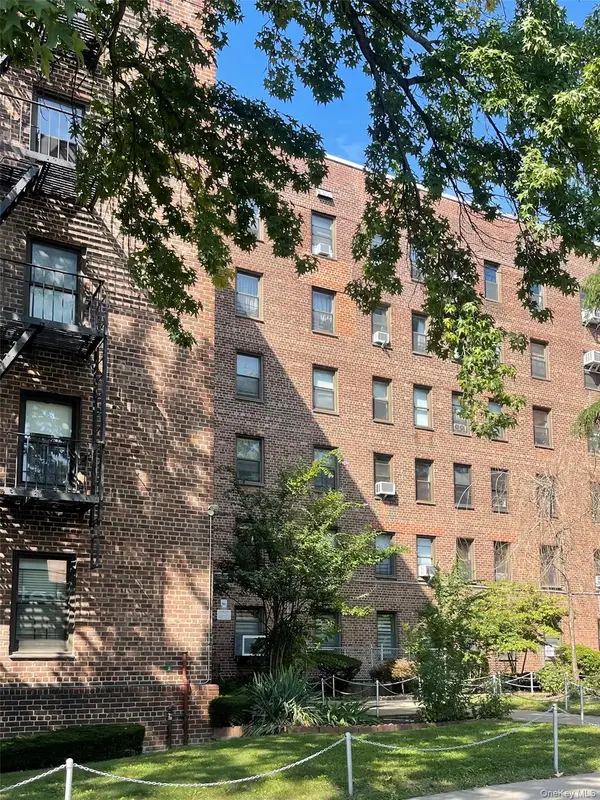 6215 53rd Avenue #1A, Maspeth, NY 11378