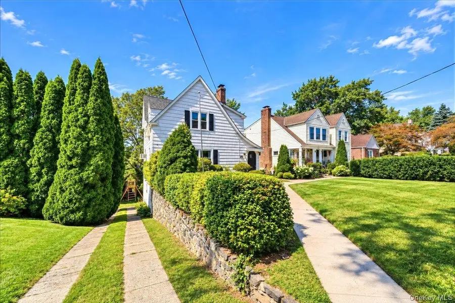 201 Park Drive, Eastchester, NY 10709 - #2