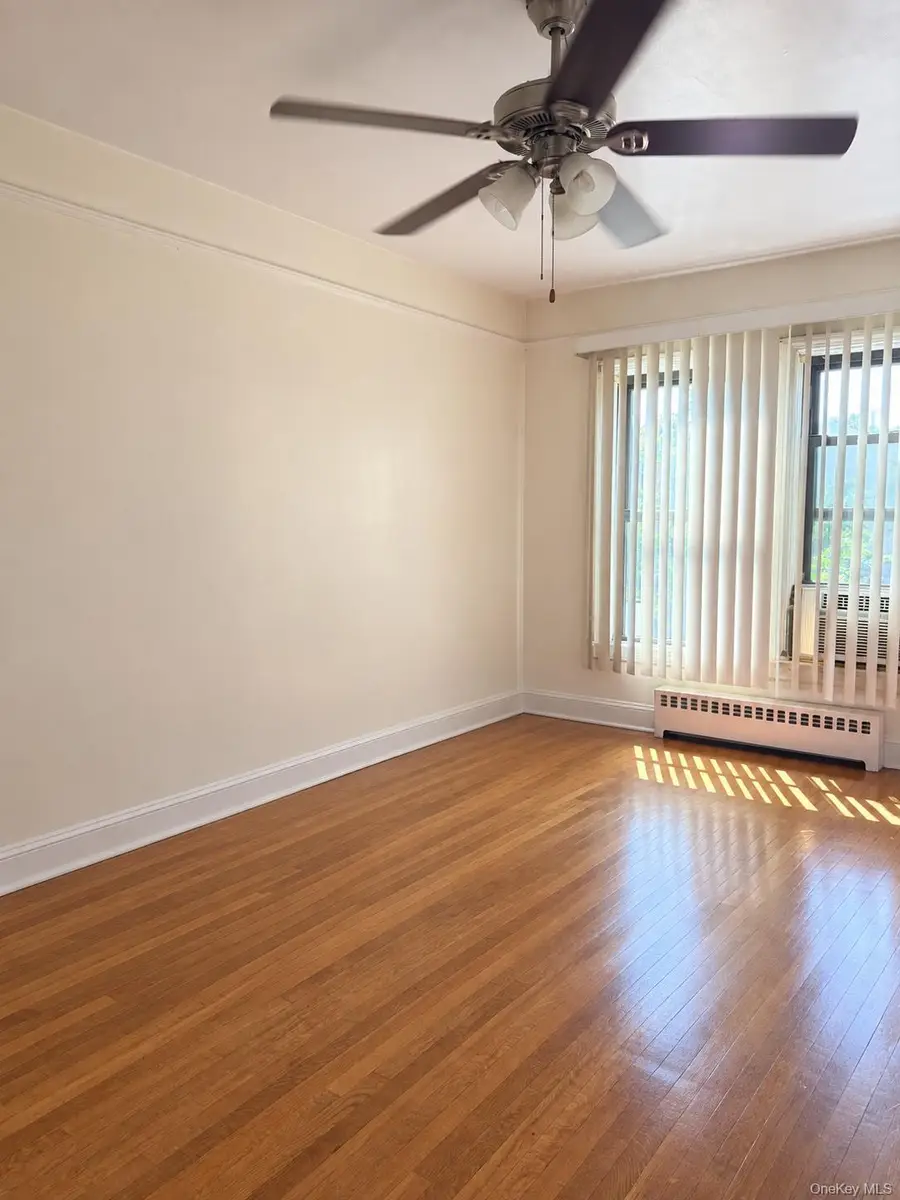 9122 Sutter Avenue, Ozone Park, NY 11417 - #3