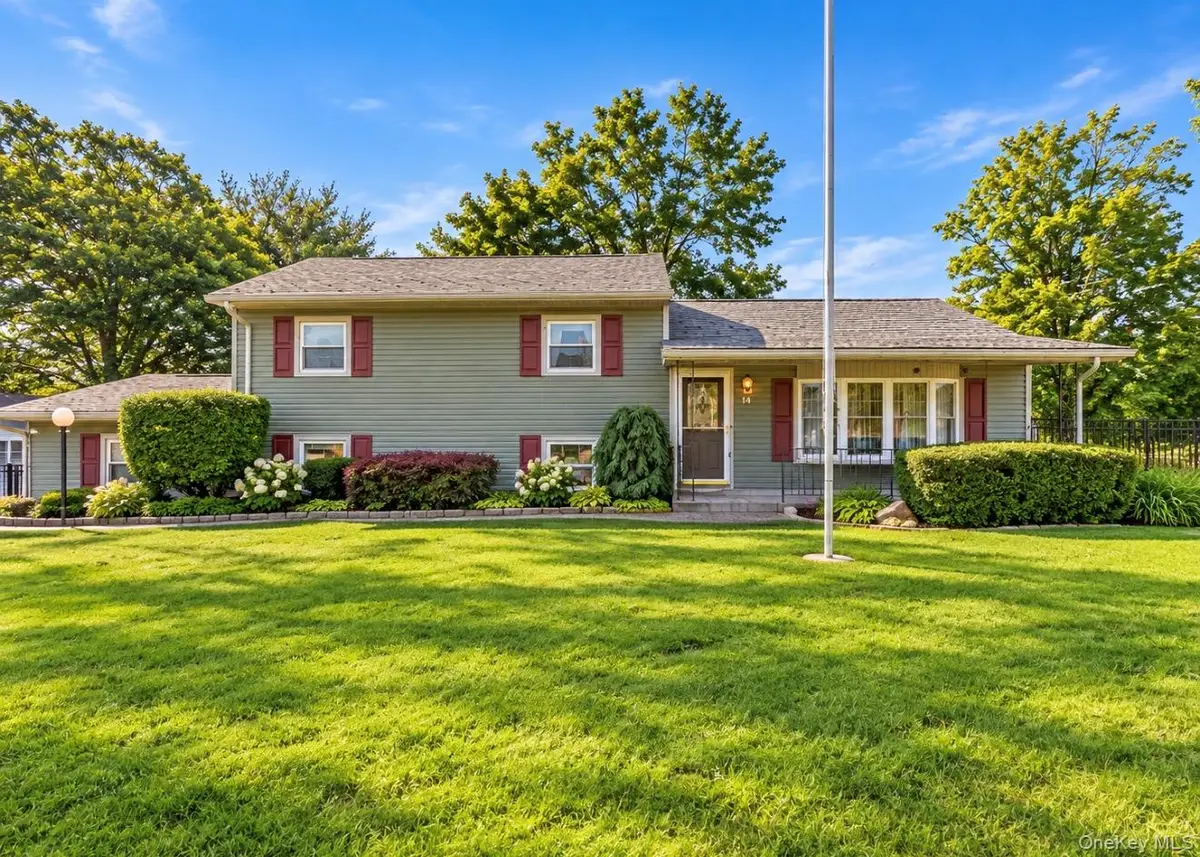 14 Valewood Drive, New Windsor, NY 12553 - #1