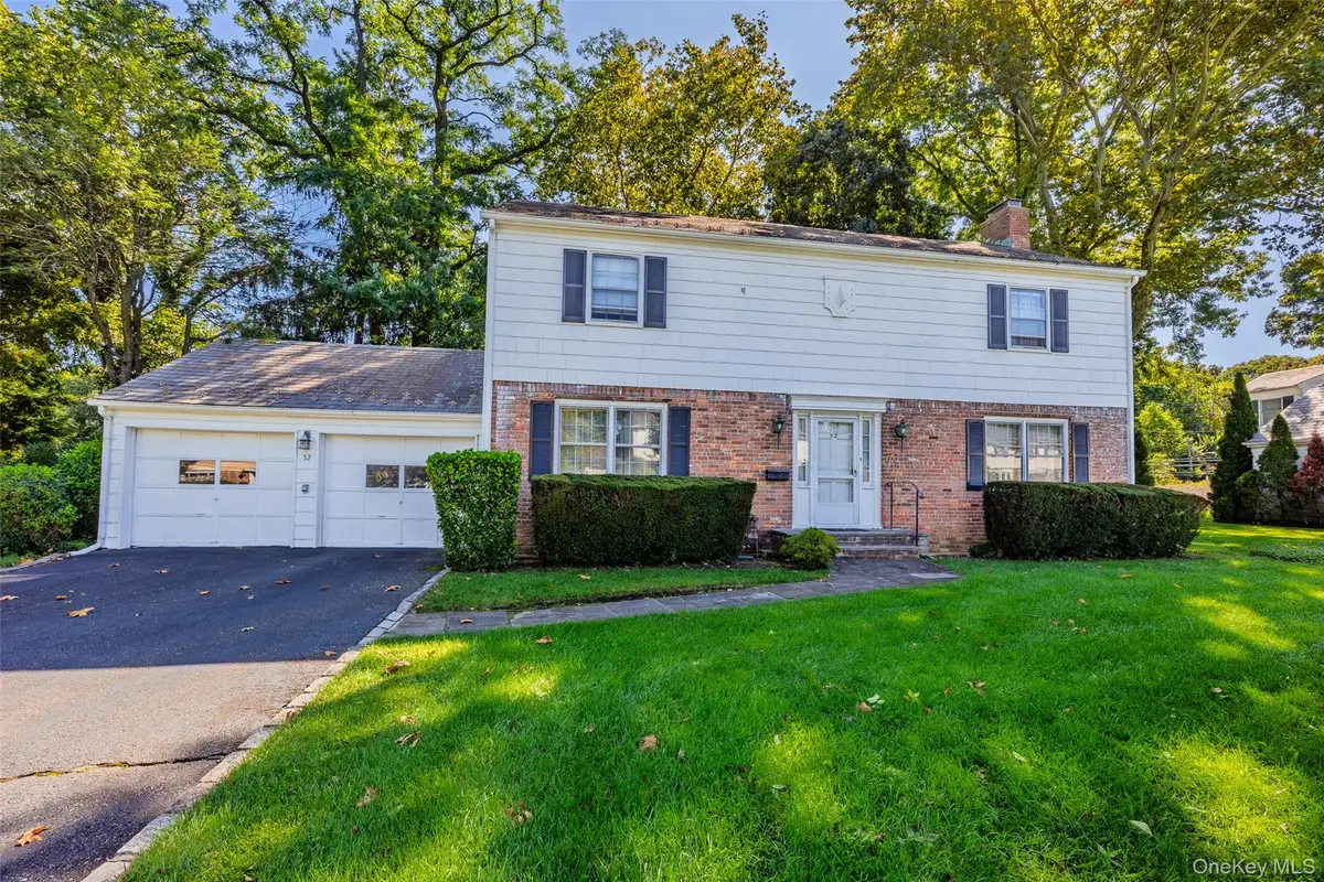52 Borglum Road, Manhasset, NY 11030 - #1