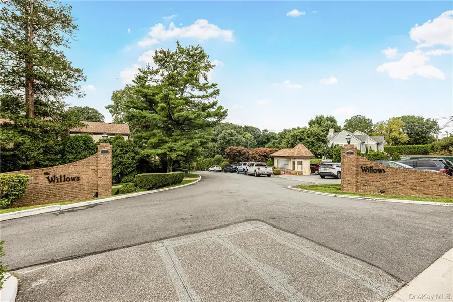11 Jackson Avenue #27, Scarsdale, NY 10583 - #2