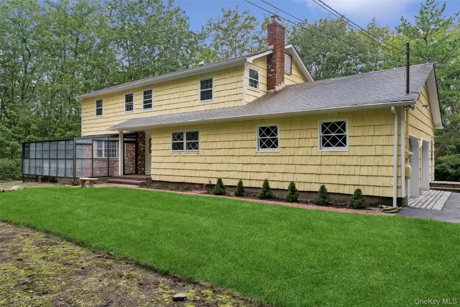 614 Twin Hills Court, Northport, NY 11768 - #2