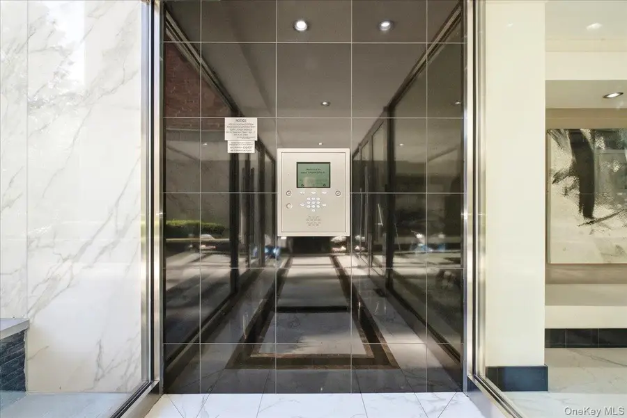 66-15 Thornton Place #4G, Rego Park, NY 11374 - #3
