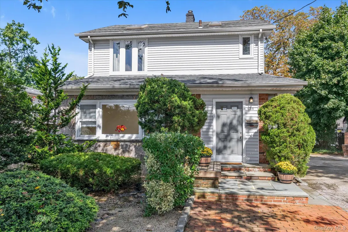 585 Seaman Avenue, Baldwin, NY 11510 - #1