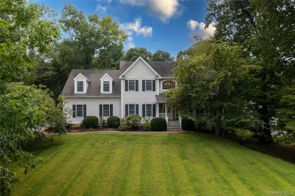 53 Traci Lane, Hopewell Junction, NY 12533