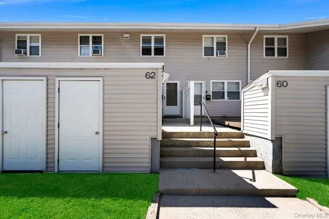 62 Townhouse Road N #62, Huntington Station, NY 11746 - #3