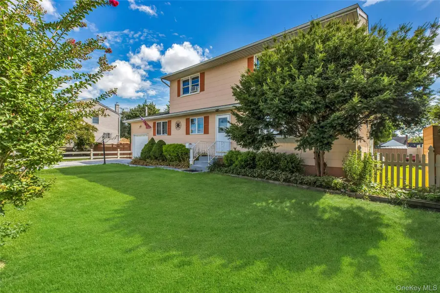 1208 America Avenue, West Babylon, NY 11704 - #2
