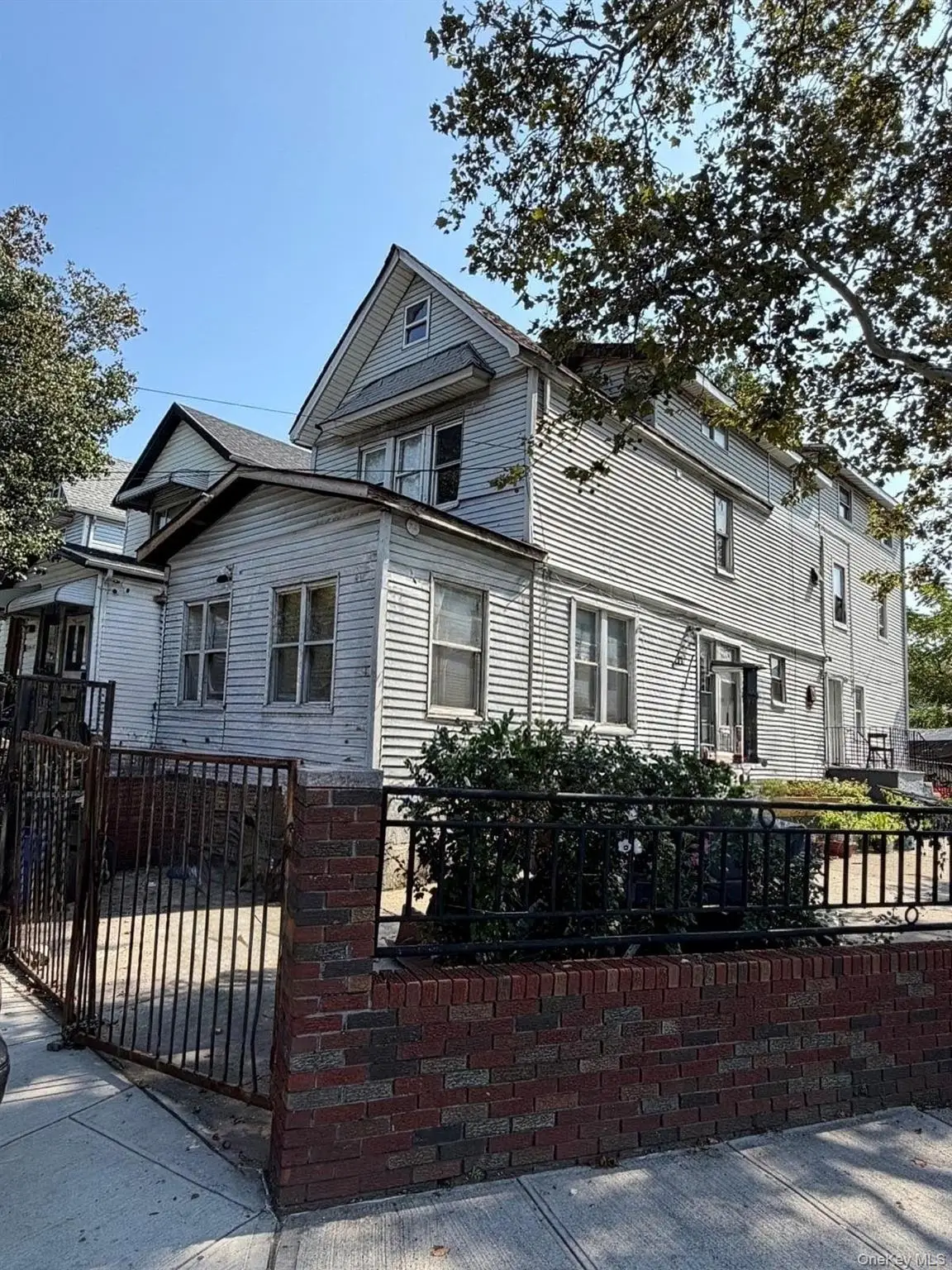 13802 106th Avenue, Jamaica, NY 11435 - #1