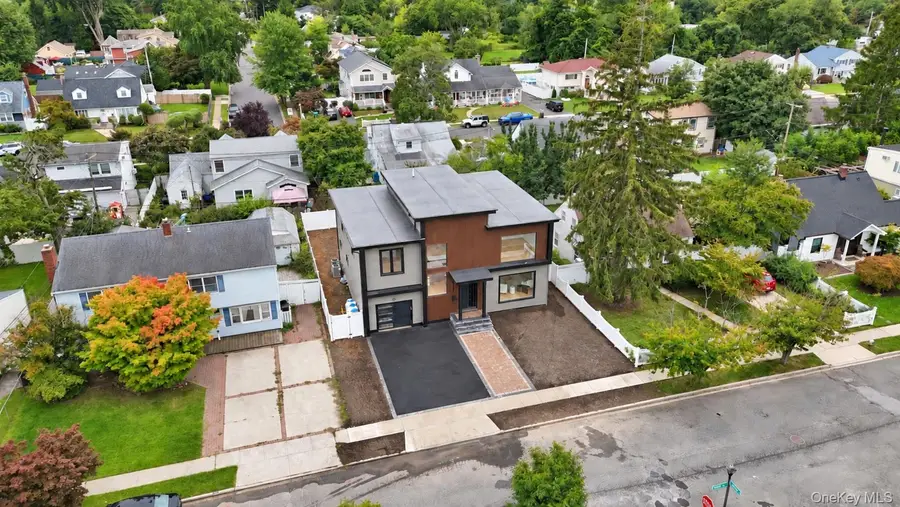 38 Birch Lane, Levittown, NY 11756 - #2