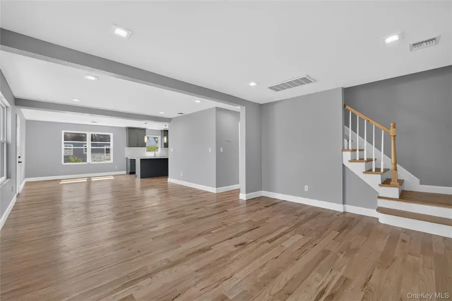 34 Wilson Road, Valley Stream, NY 11581 - #2