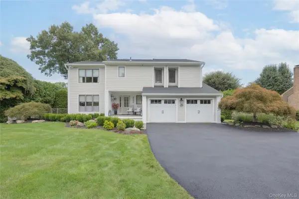 16 Lark Street, Pearl River, NY 10965