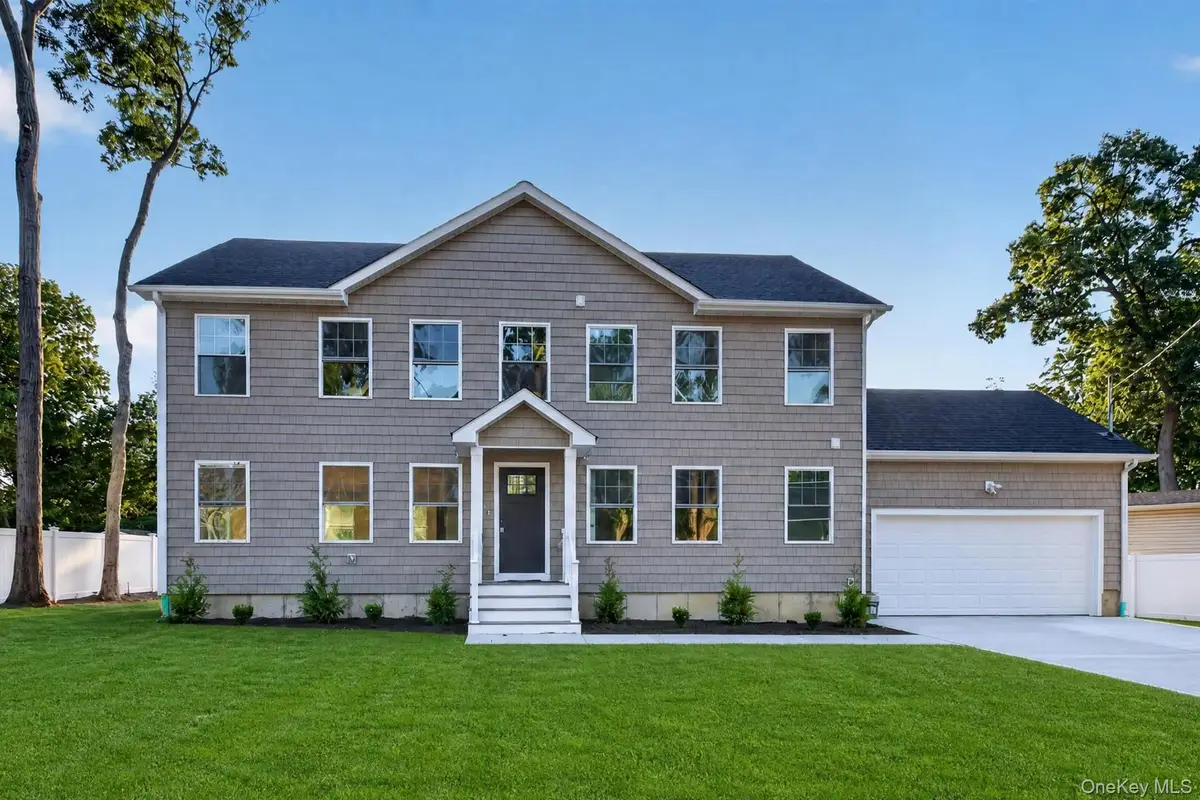 9 Oswego Place, West Babylon, NY 11704 - #1