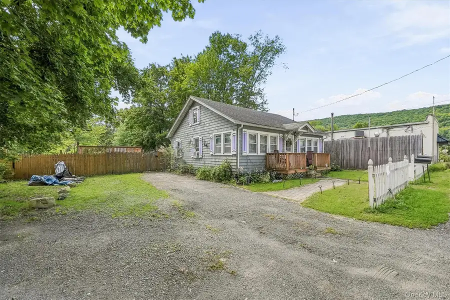 15 Elm Street, Greenwood Lake, NY 10925 - #3