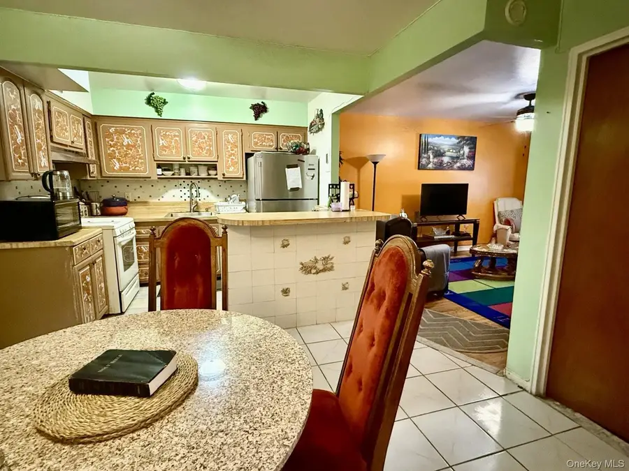 621 Commonwealth Avenue, Bronx, NY 10473 - #2