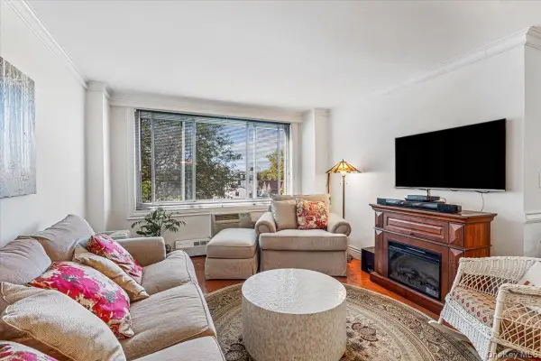220-55 46th Avenue #5A, Bayside, NY 11361