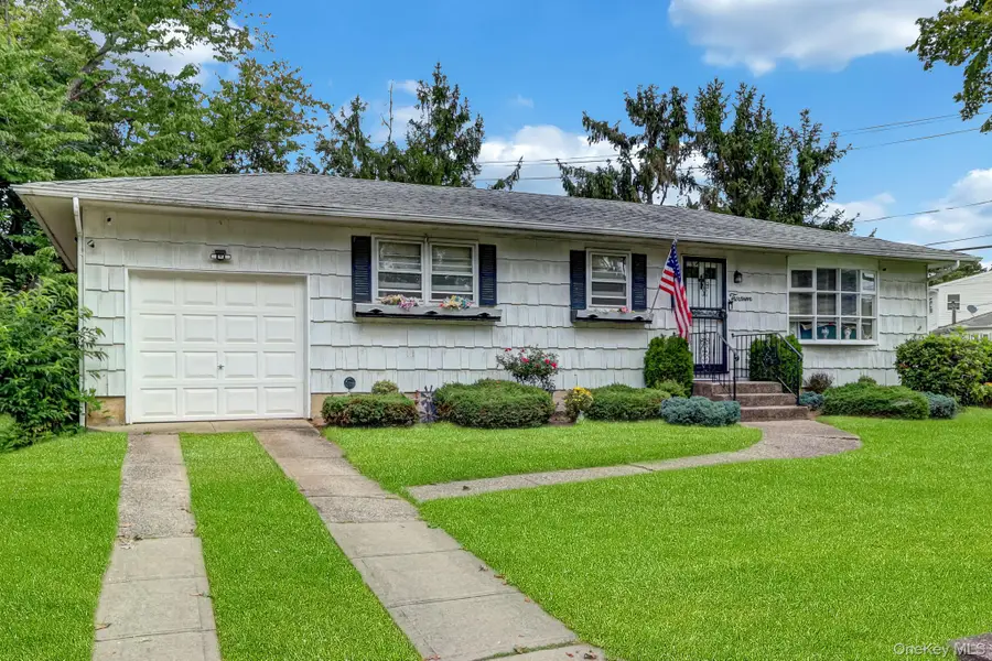 13 Haight Street, Deer Park, NY 11729 - #2